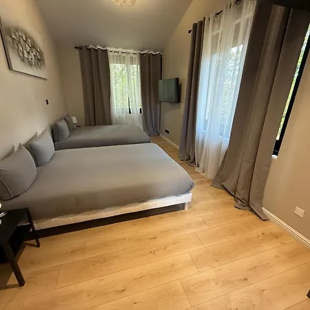 Avec Piscine * モントーバン